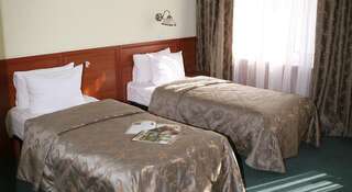 Гостиница Бристоль-Жигули Самара Двухместный номер "Комфорт" с 2 отдельными кроватями-3